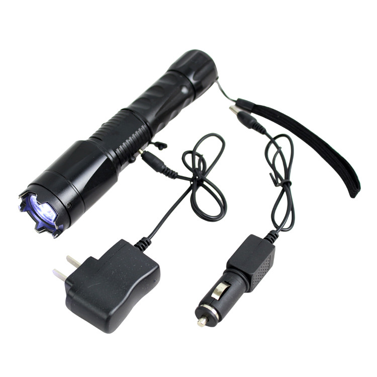 7.5 in. Defender Heavy Duty 10 million Volt Stun Gun Flashlight