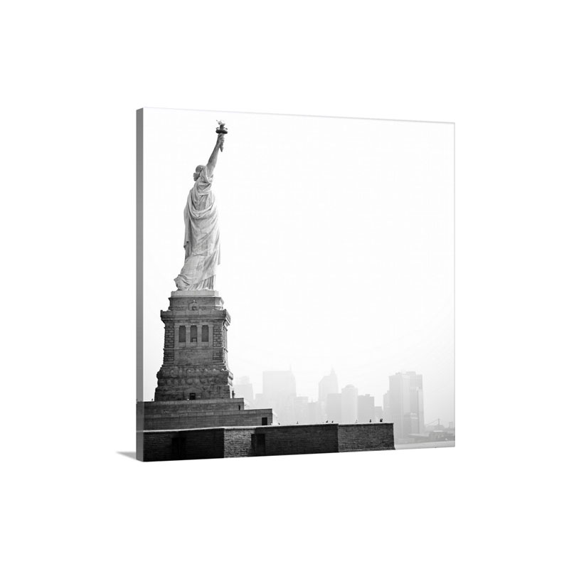 Black And White Image Of Statue Of Liberty Wall Art - Canvas - Gallery Wrap