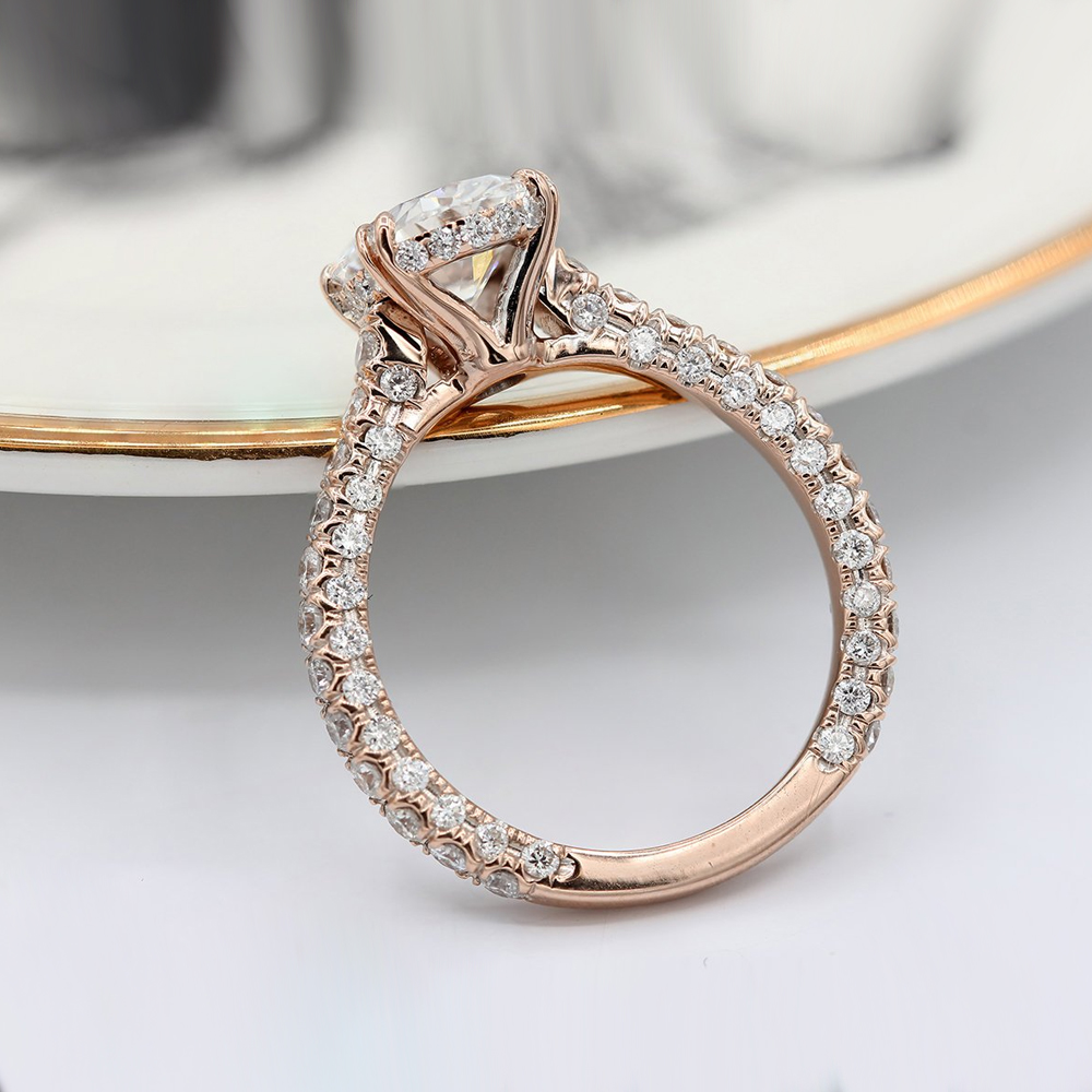 Oval Moissanite Engagement Ring