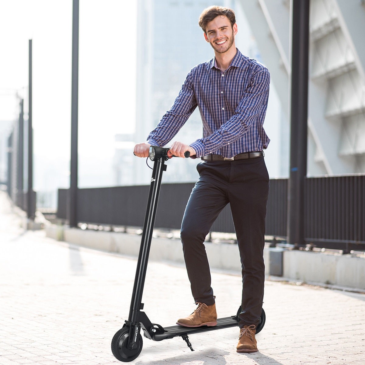 250 W High Speed Lightweight Folding Adult Electric Kick Scooter