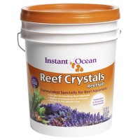Instant Ocean Reef Crystals - 5 Gallon Bucket - Treats 160 Gallons