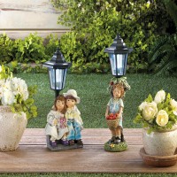 Couple With Solar Street Light Statue