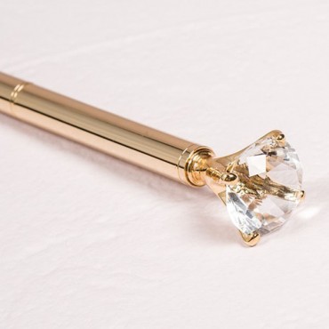 Wedding Pen With Clear Diamond Decoration
