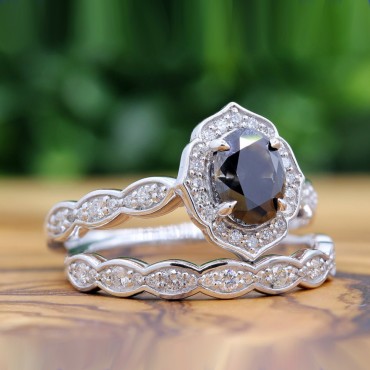 Black Diamond Vintage Floral Diamond Engagement Ring Set