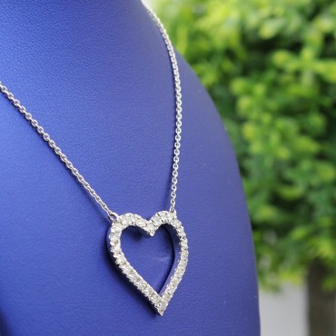 1.00CT.TW Diamond Heart Necklace