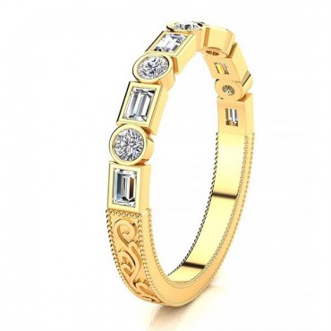 Megan Baguette Diamond Ring - Yellow Gold