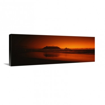 Silhouette Of Table Mountain At Sunset Table Bay Bloubergstrand Cape Winelands Western Cape Province South Africa Wall Art - Canvas - Gallery Wrap
