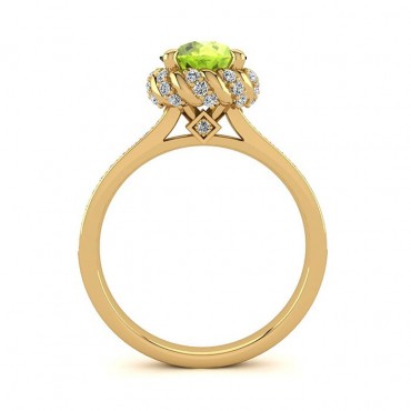 Sultana Peridot Ring - Yellow Gold