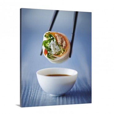 Sushi With Tuna And Salad Japan Wall Art - Canvas - Gallery Wrap