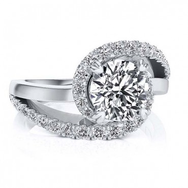 Valeria Diamond Ring - White Gold