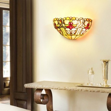 Tiffany-Style 1-Light Wall lamp w/ 12 In. Lampshade