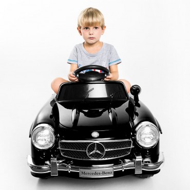 Mercedes Benz 300SL Kids Ride Car With RC
